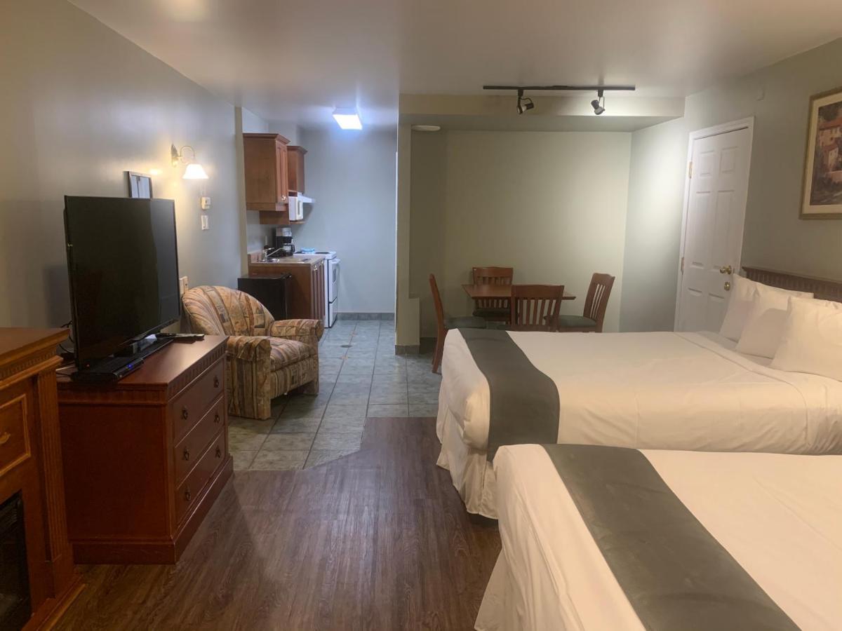 Hotel And Suites Les Laurentides Saint-Sauveur Ngoại thất bức ảnh