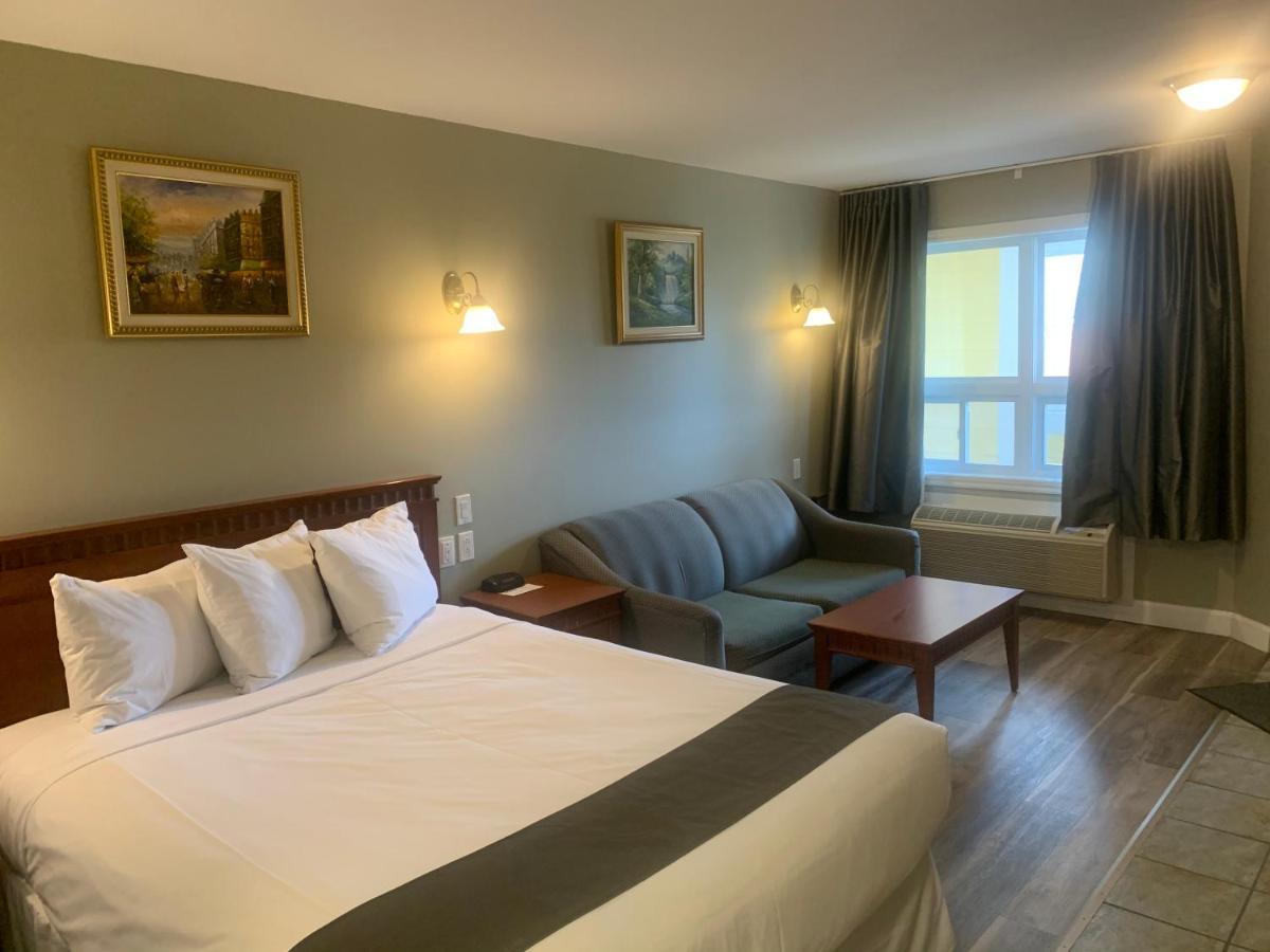 Hotel And Suites Les Laurentides Saint-Sauveur Ngoại thất bức ảnh