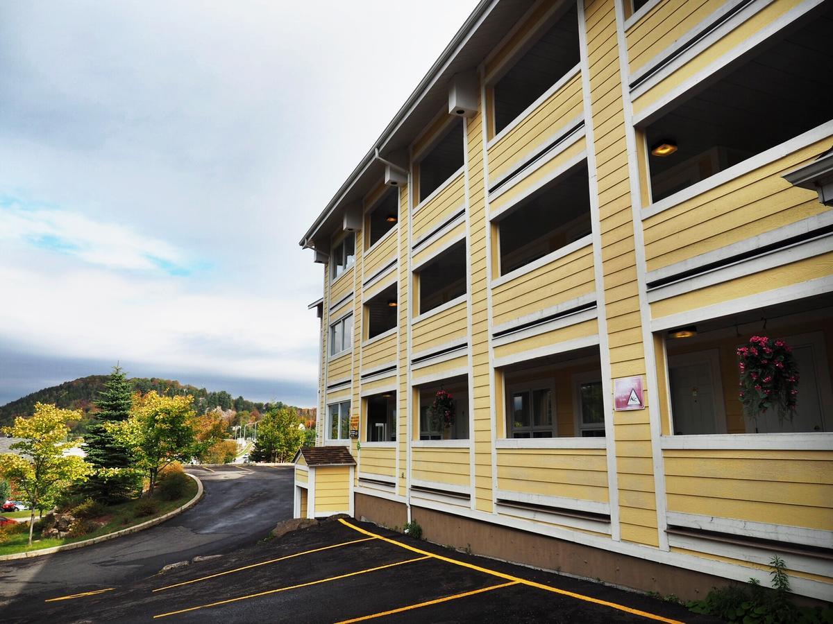 Hotel And Suites Les Laurentides Saint-Sauveur Ngoại thất bức ảnh